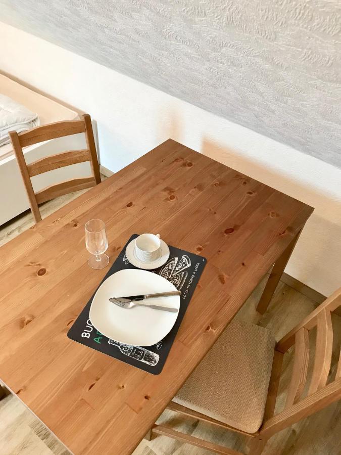 Apartment Topp Adult Only Шилиг Екстериор снимка